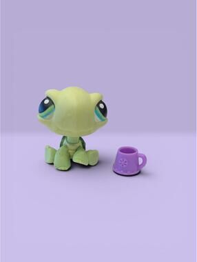 Littlest Pet Shop Green Turtle #321 LPS With Cup Accessory